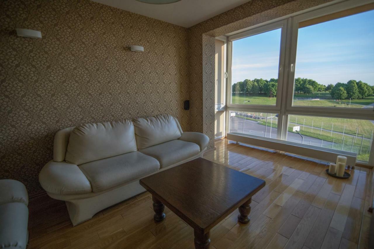 Cozy Apartment With A Wonderful Lake View Telšiai 外观 照片